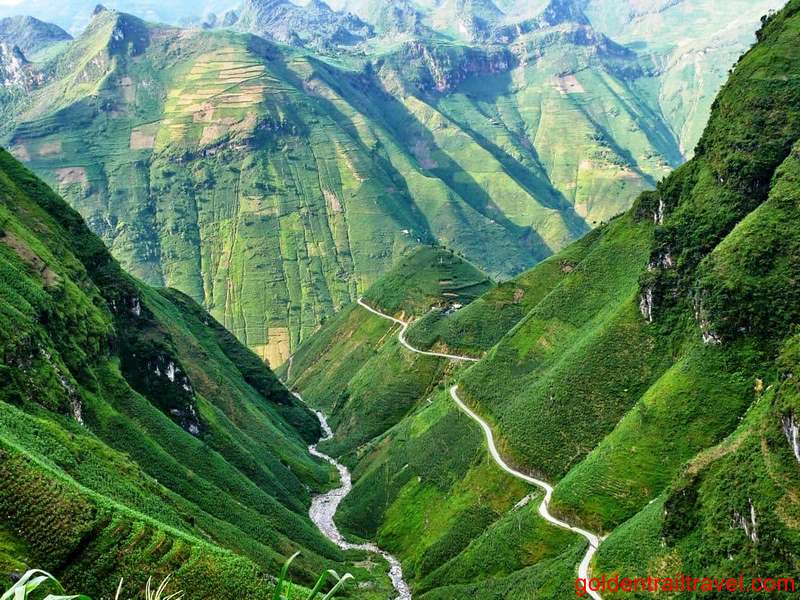 Northeast Vietnam 4 Days Motorbike Tour: GTT402